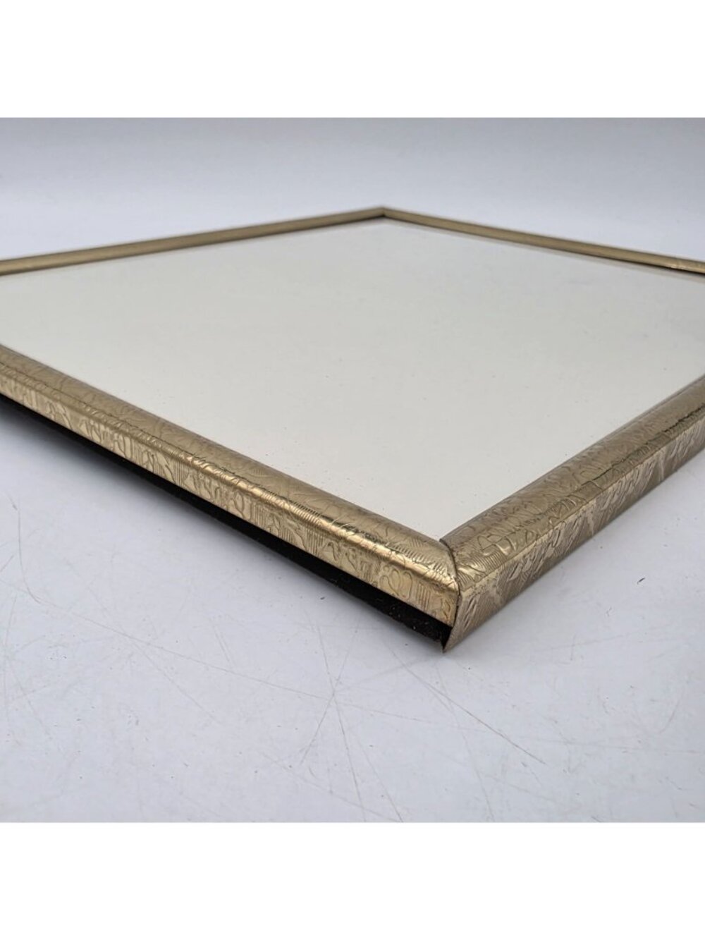 Elegant Gold Tone Metal Picture Frame Black Velvet Back Easel Style 8x10 - Picture 9 of 10
